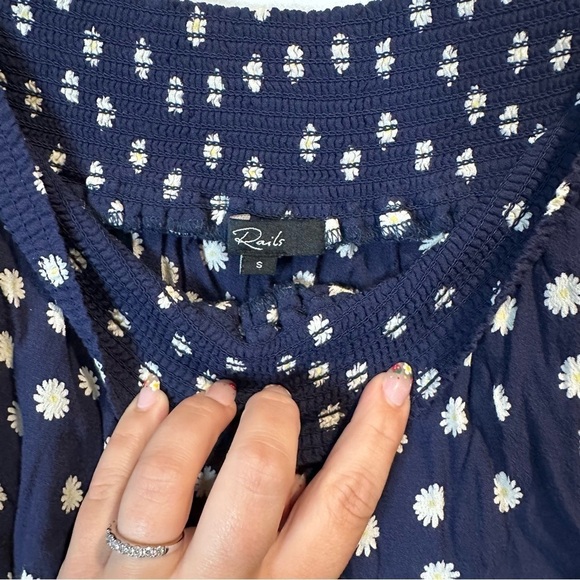 Rails Women’s Wesley Flowy Mini Skirt in Navy Daises Size Small - Picture 6 of 8